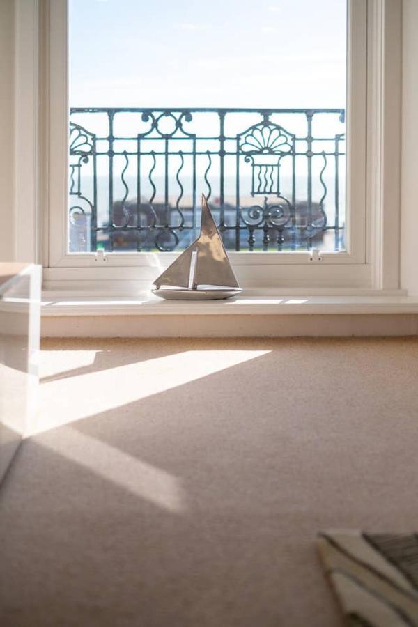 Spectacular Sea Views! Stylish Apt With Balcony Appartement Hove Buitenkant foto
